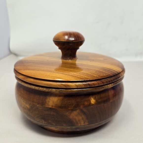 Art In Wood By Swanson Hand Made Keepsake Wood Bowl With Lid, Gloss Finish. - Picture 2 of 11